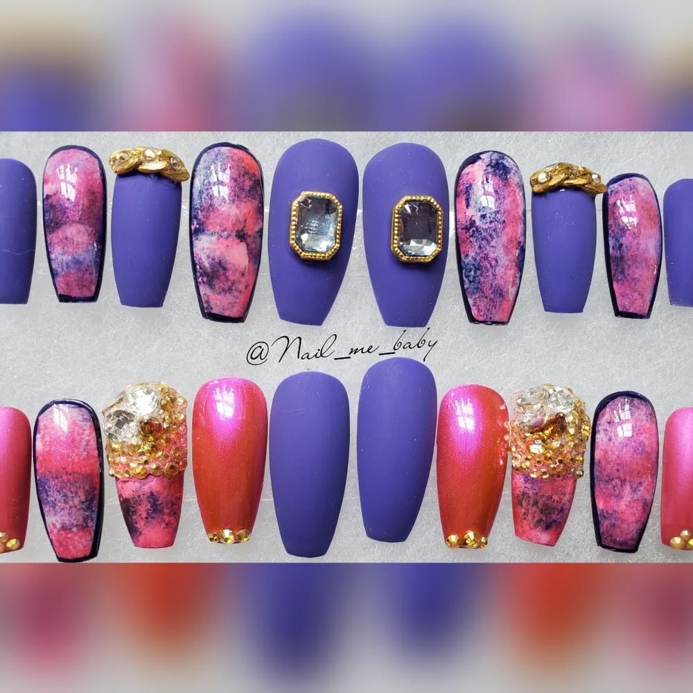 Luxurious press-on Nails - Picture 2 of 7